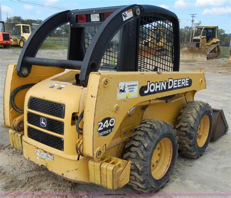 2003 John Deere 240/250 SKID STEER (DIESEL) 750CCA Road 